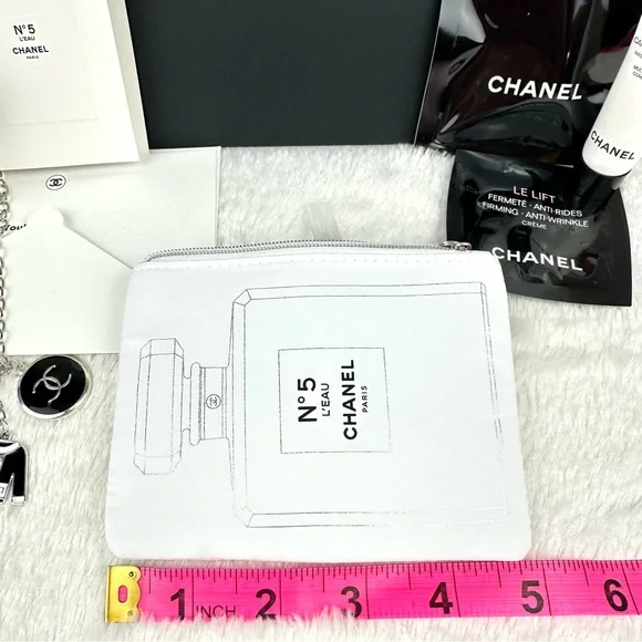 Chanel #5 card holder pouch wallet from the beauty line GIFT SET - Picture 5 of 6